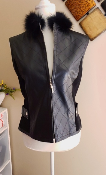 St. John Collection Jackets & Blazers - ST JOHN VEST